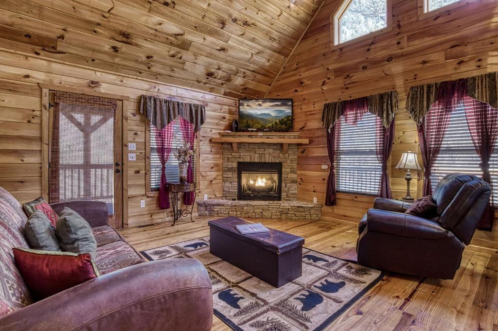 Wilderness Lodge, Hot Tub, Game Room, Pool Access, 1089 Free Tickets Each Paid Day, Dollywood And M Sevierville Exterior photo